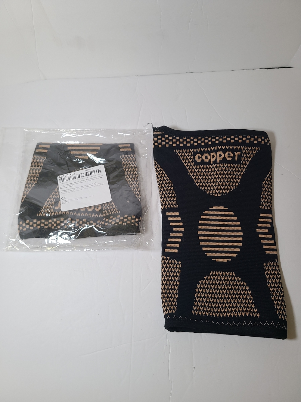 Copper Knee Compression Sleeve Support Brace XL Black Beige Athletic Pain Relief - Picture 2 of 3